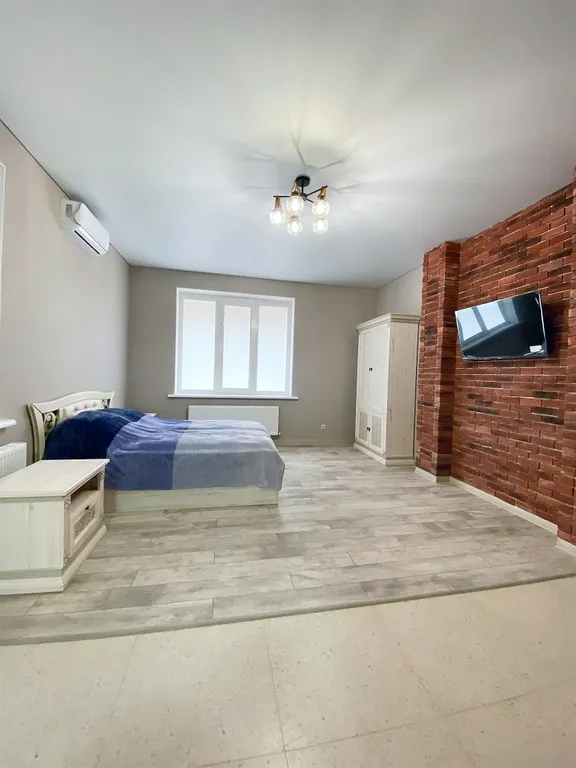 Апартаменты с теплым бассейном