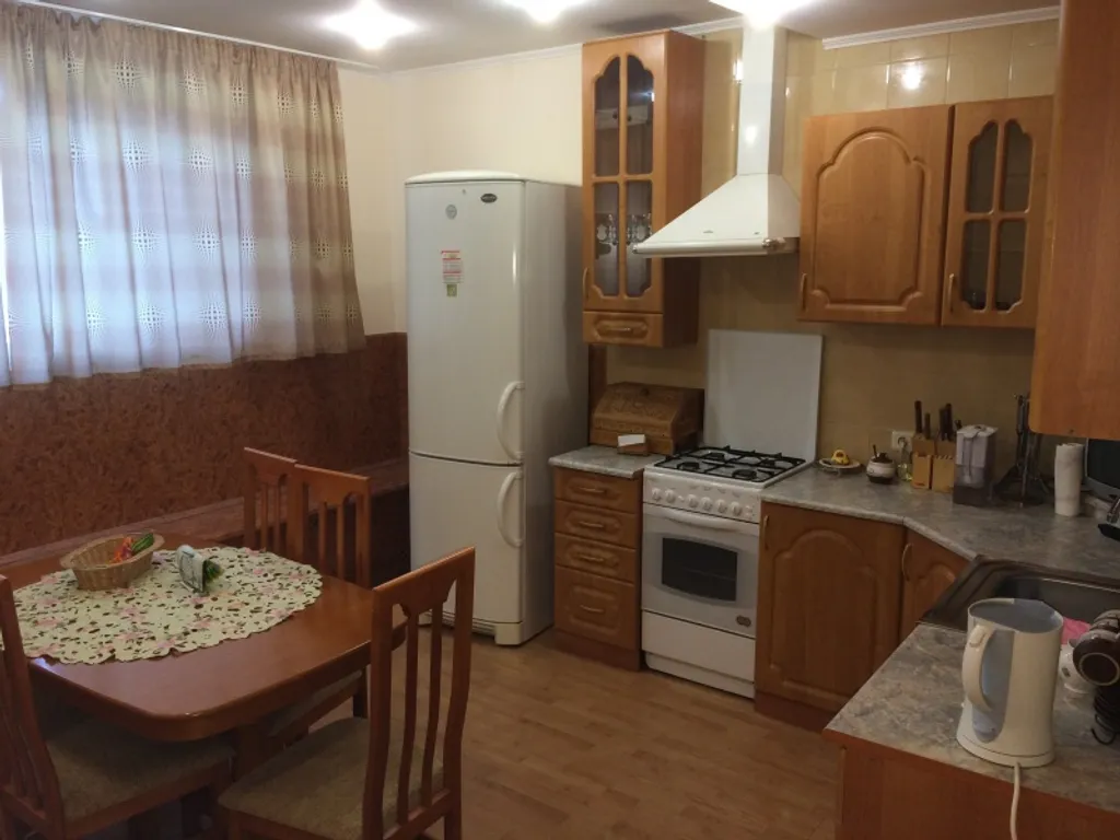 Квартира 3-комнатная Квартира — Сочи