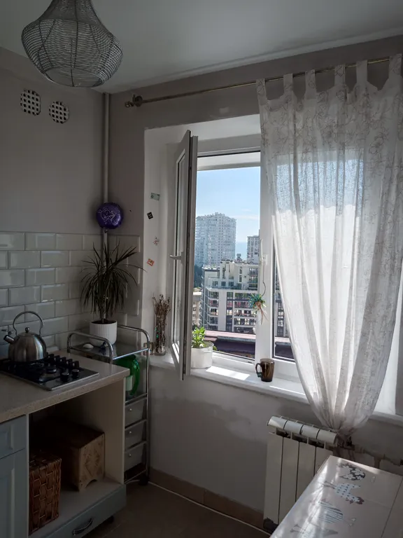 Уютная однокомнатная квартира с лоджией в центре города