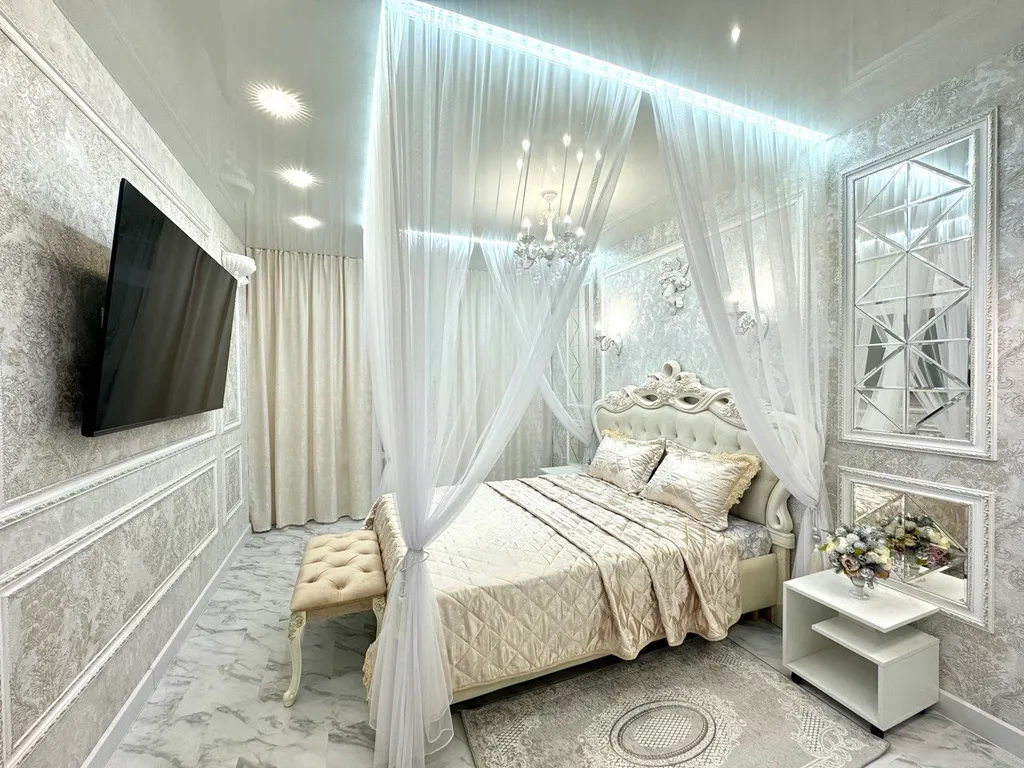 Апартаменты в античном стиле, гармония прошлого и настоящего