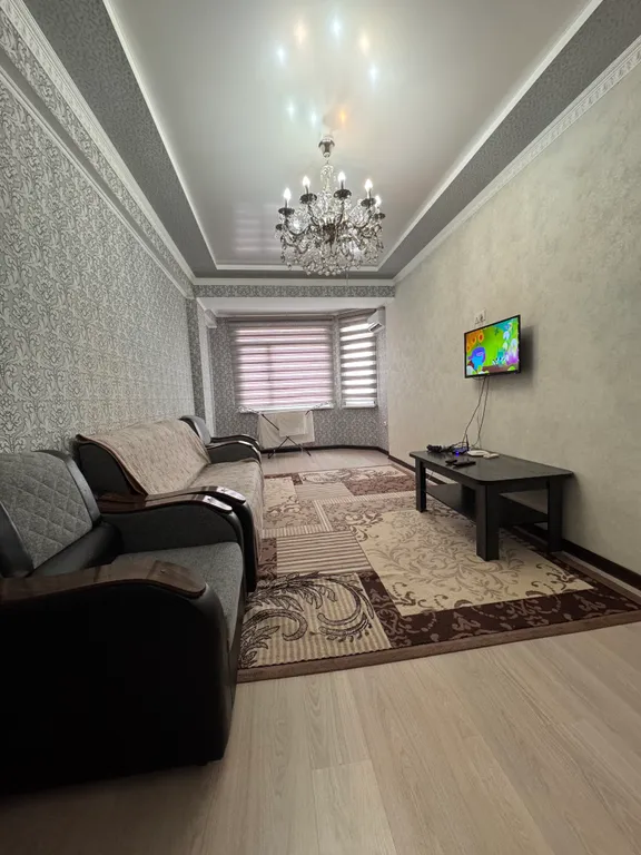 Золотой квадрат с панорамным видом