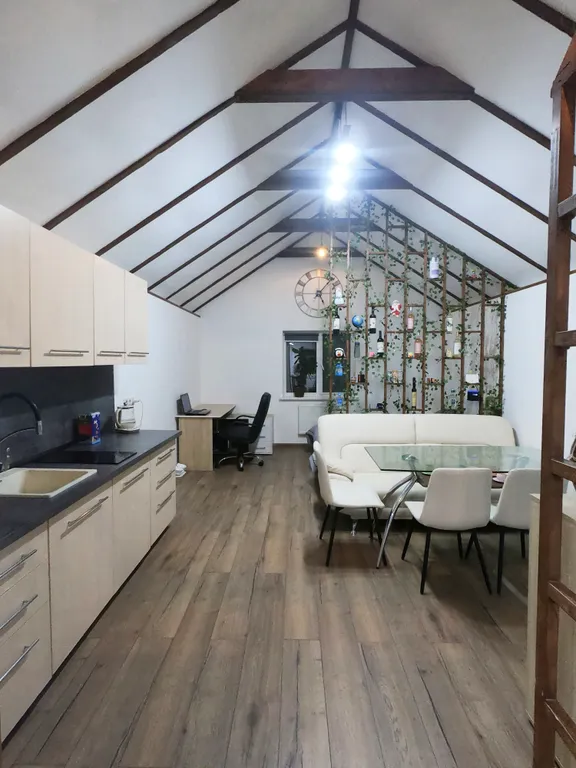 Коттедж Дизайнерский дом с кинотеатром — Птицефабрики