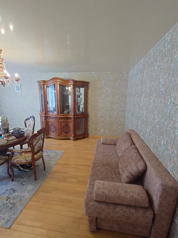 Просторная 4-х комнатная квартира в центре города