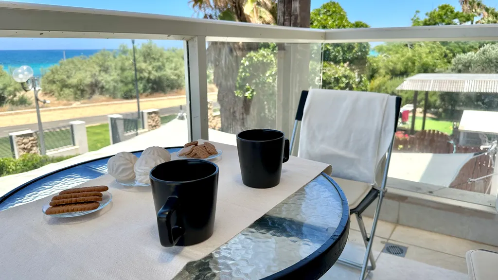 GW951 Квартира с балконом с видом на море (Gugel Waves Nahariya)