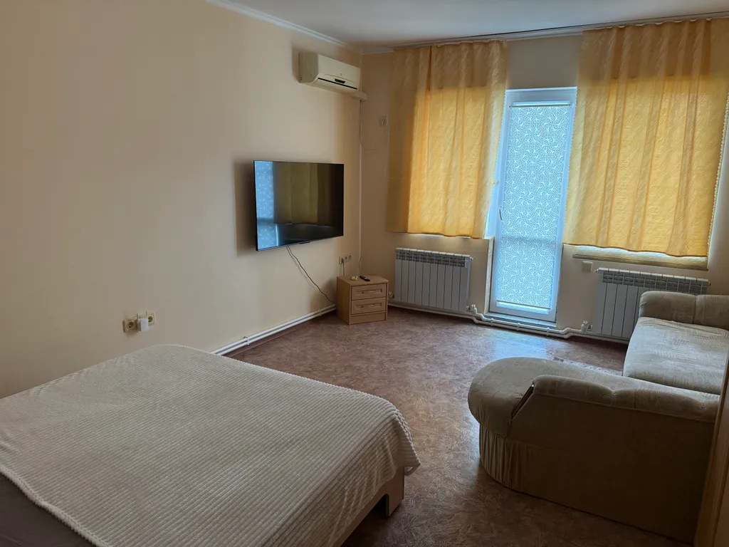 Трёхэтажный Дом в 15 м от моря вмещает до 12 взрослых гостей