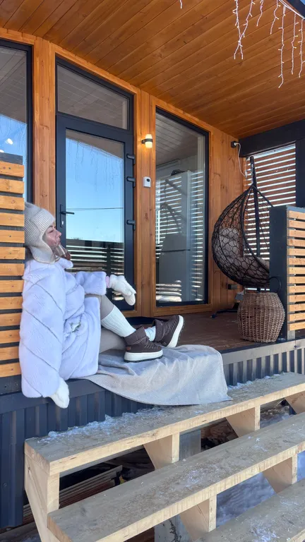 Уютный новый дом с сауной включена в стоимость и видом на озеро и лес