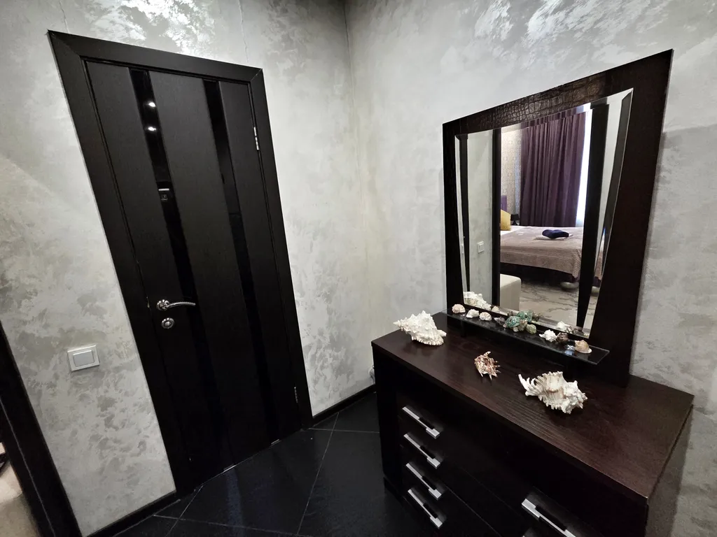 4-комнатная Квартира