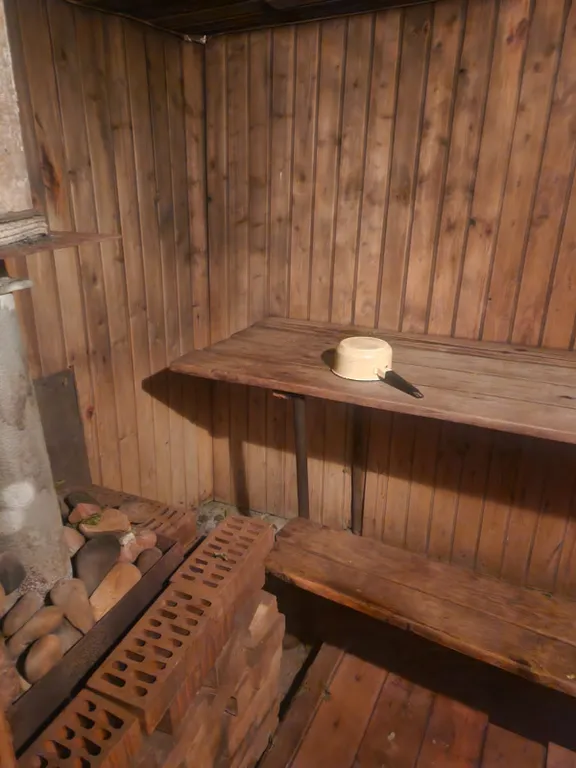 Просторный дом с баней