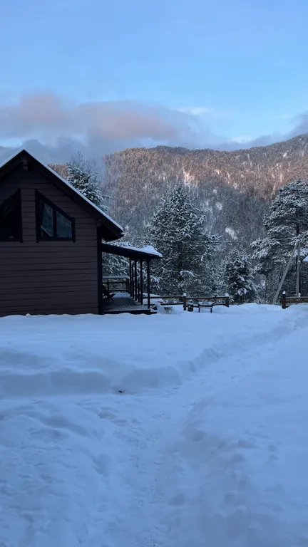 Гостевой дом Villar с видом на лес и горы