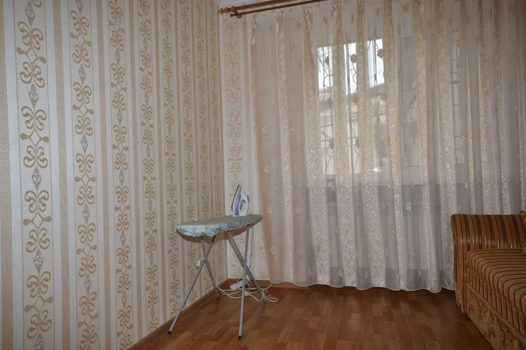 Уютный домик в тихом дворе в курортном центре города