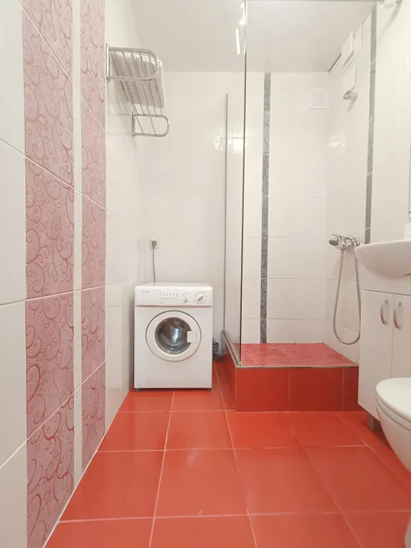 Студия в шаговой доступности от здания МВД