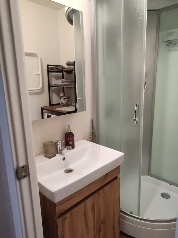 Уютная и чистая квартира в новоильинском р-не