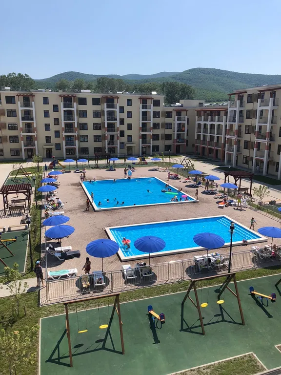 Апартаменты с бассейном