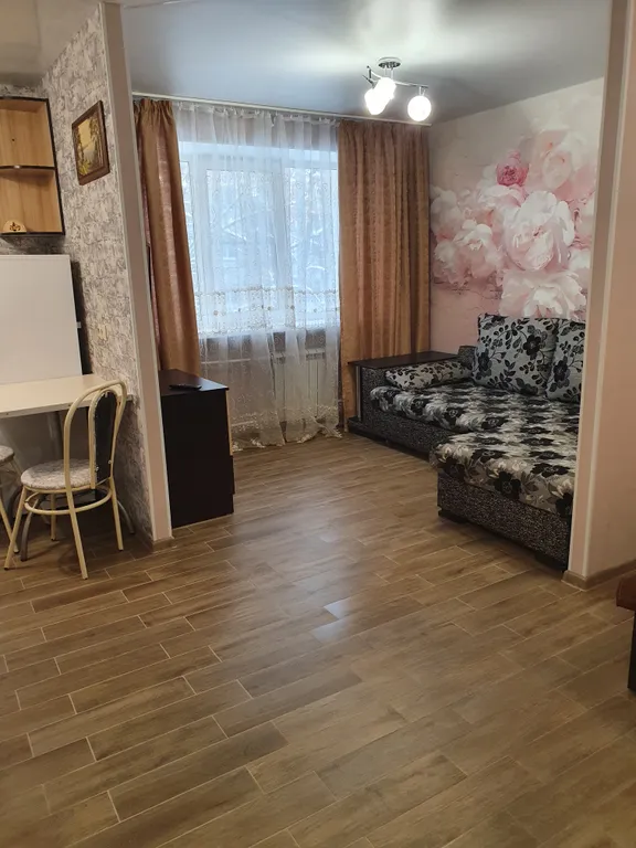 Квартира Уютная студия в тихом центре города — аренда посуточно в Калуга