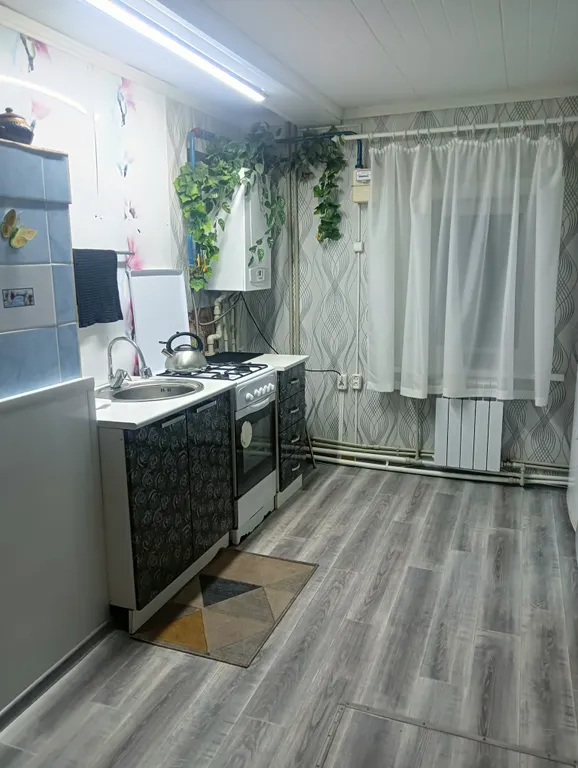 домик рядом с Троице-Гледнским монастырем На Родине Деда Мороза