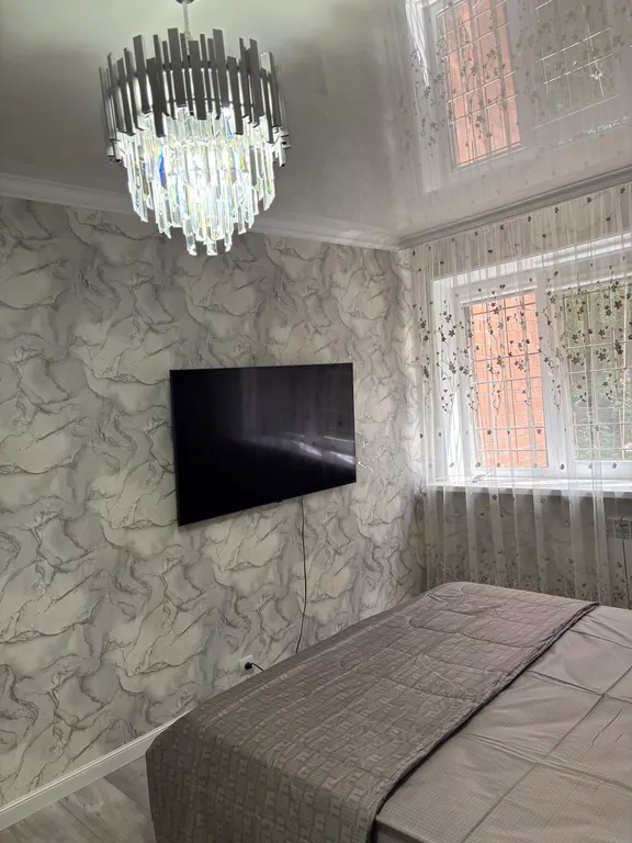 Совершенно новая квартира, все в шаговой доступности