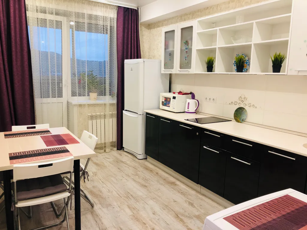 Апартамент с видом на горы