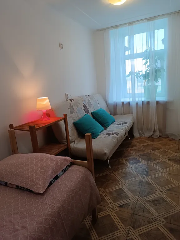 Комната — аренда посуточно в Санкт-Петербург