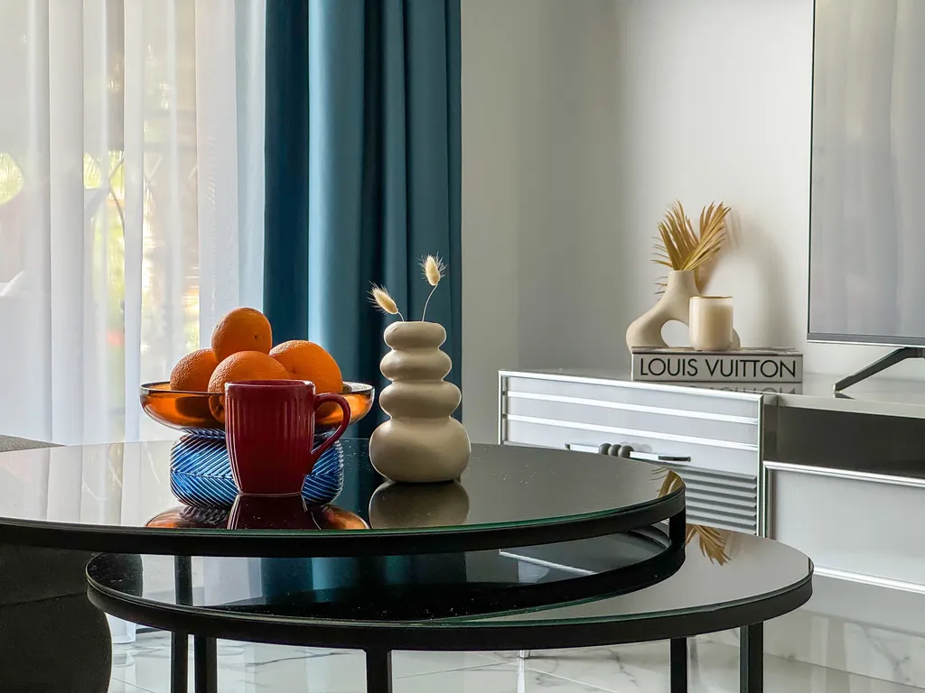 Elize апартамент, море и ритм города