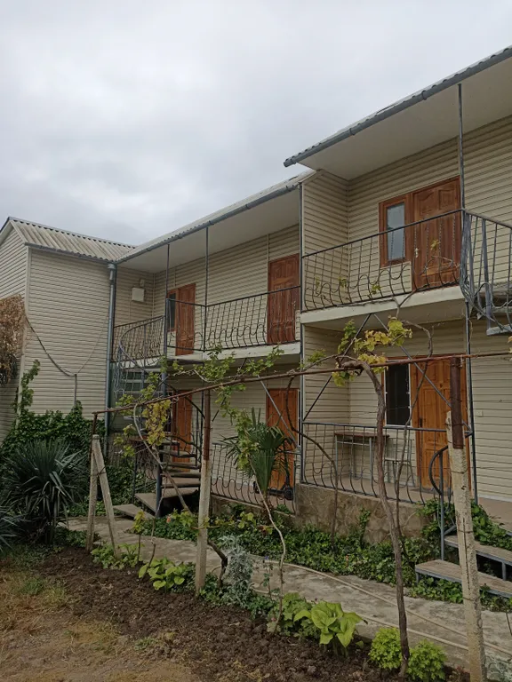 Квартира Уютные номера в зелёном оазисе — Морское