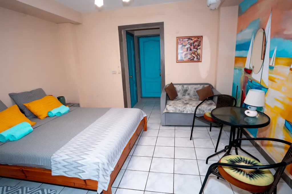 4-комнатная Квартира