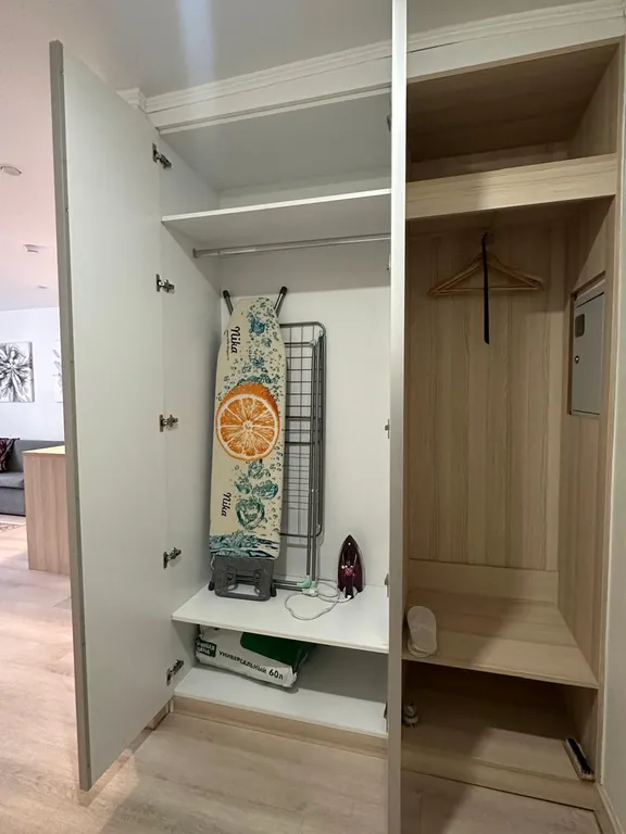 Yes apart у Ботанического сада