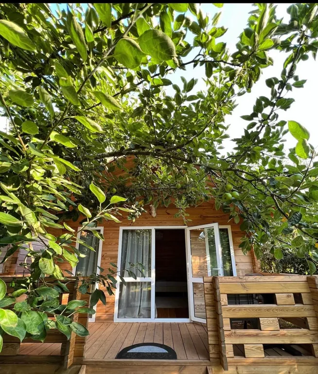 Уютные коттеджи у моря