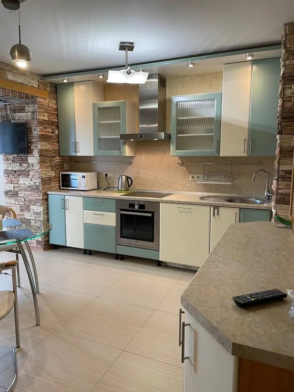 Уютная, светлая и комфортная квартира с красивым видом — аренда посуточно в Воронеж