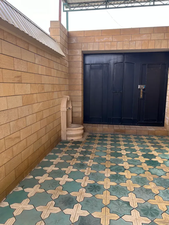 Комнаты две в 10 минутах пешком от набережной