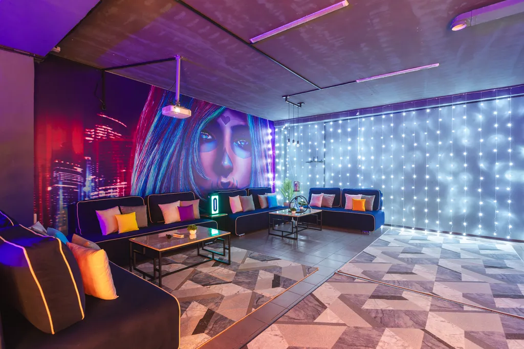 Квартира в стиле Лофт с караоке для дня рождения