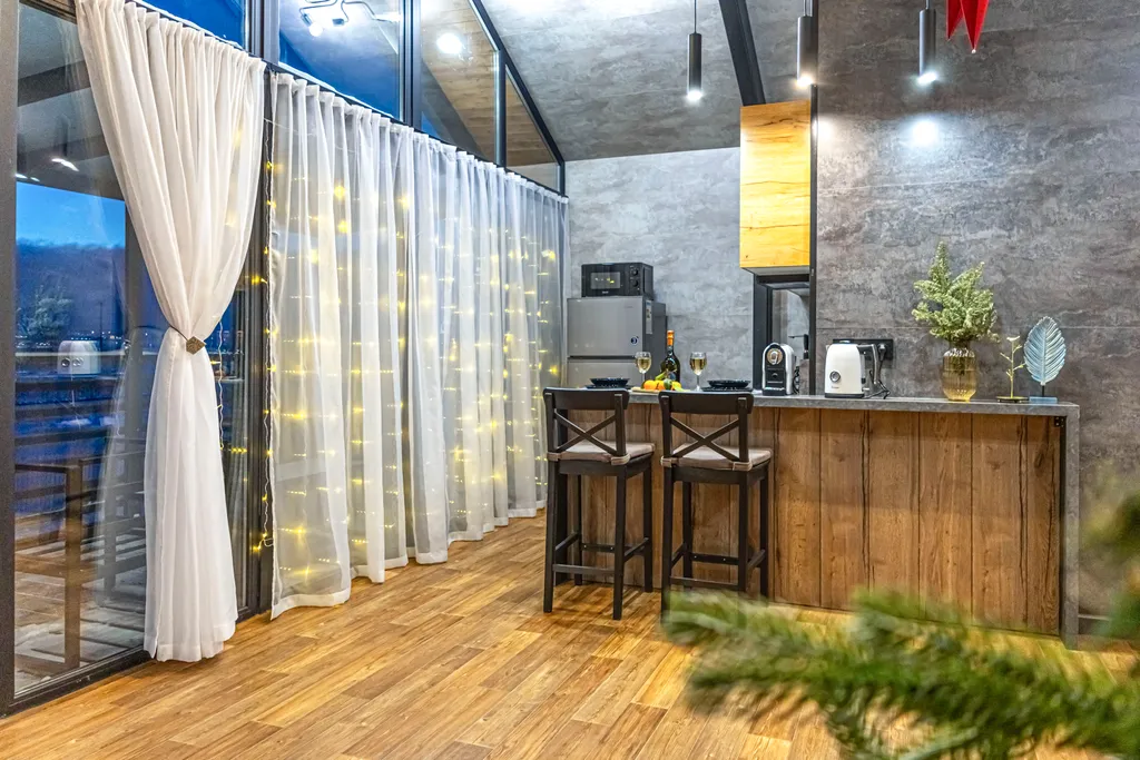 Коттедж Дом с сауной с двумя спальнями — Иннолово