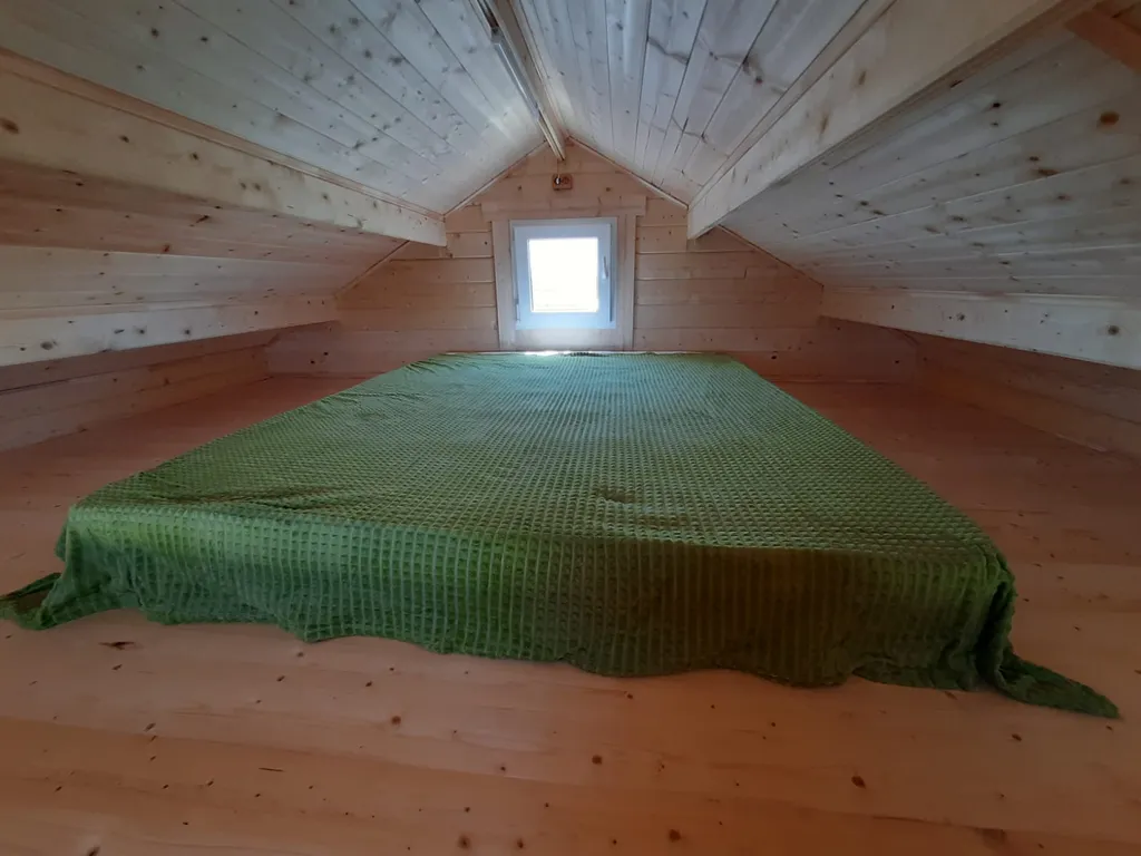 Коттедж Домик с кухонной зоной — Кучугуры