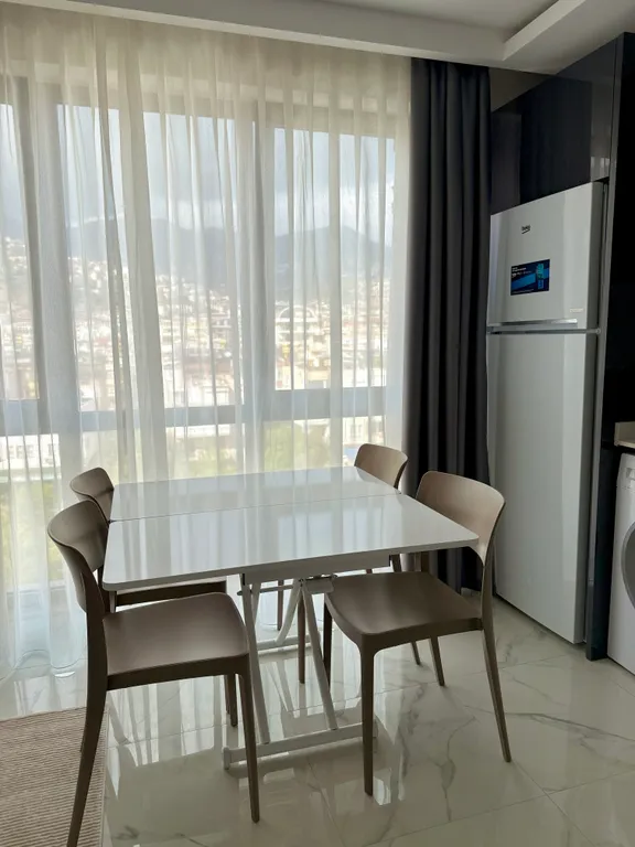 Уютная квартира с видом на горы, пляж Клеопатра