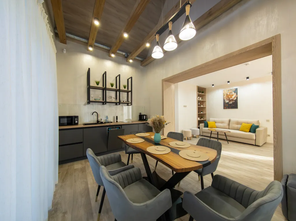 Уникальные апартаменты с террасой в центре Светлогорска