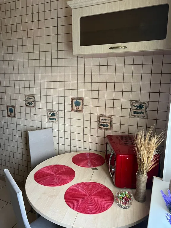 Квартира на набережной с видом на реку