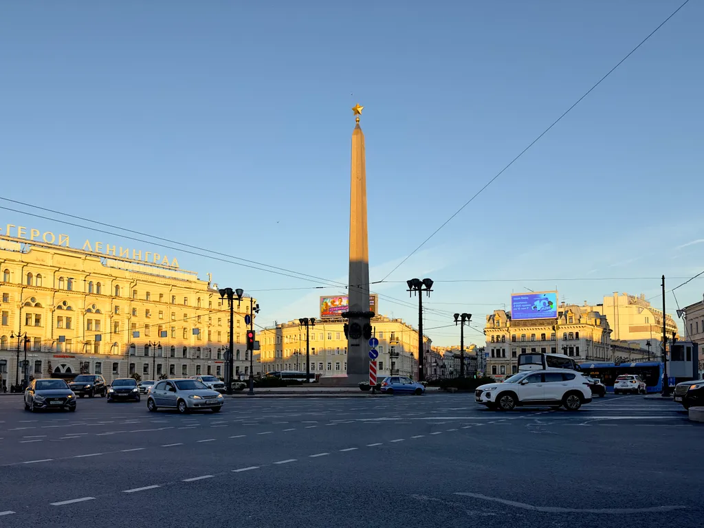 Квартира Трёхкомнатная квартира в центре Санкт-Петербурга на Невском проспекте — Санкт-Петербург