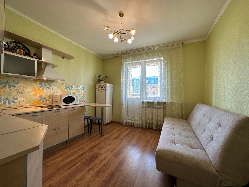 Просторная однушка на ЖД вокзале, не берем оплату за финальную уборку