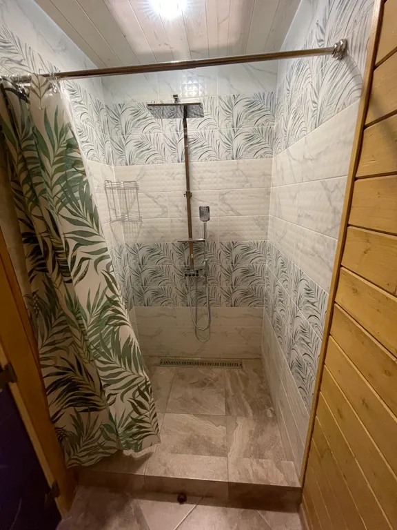 Дом в Лесном на берегу