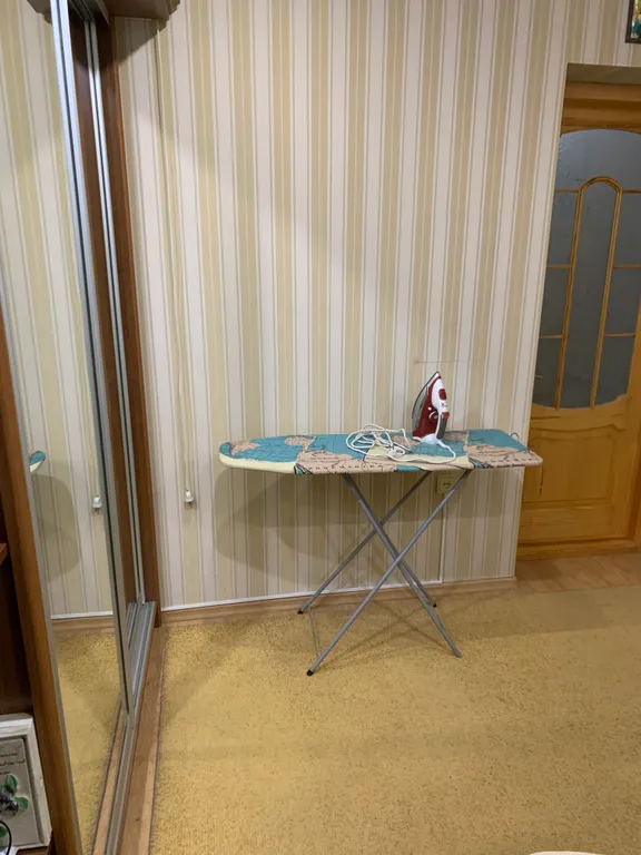 Большой дом с парковочным местом