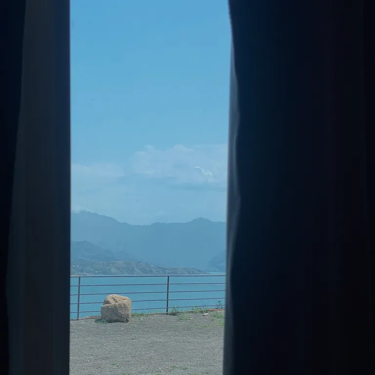 Sunny Bay