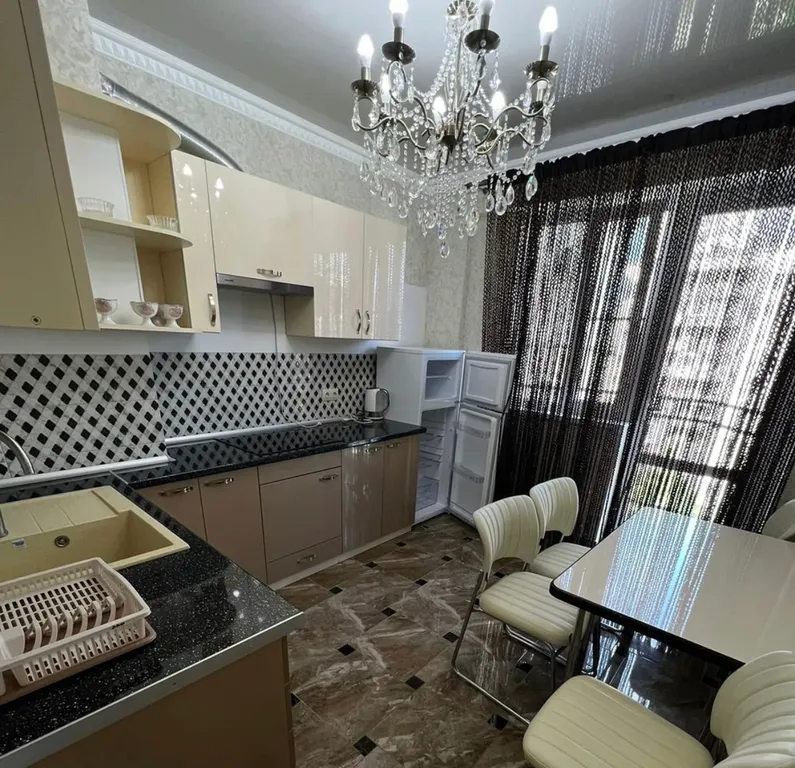 Квартира 1-комнатная квартира с шикарным ремонтом — Гагра