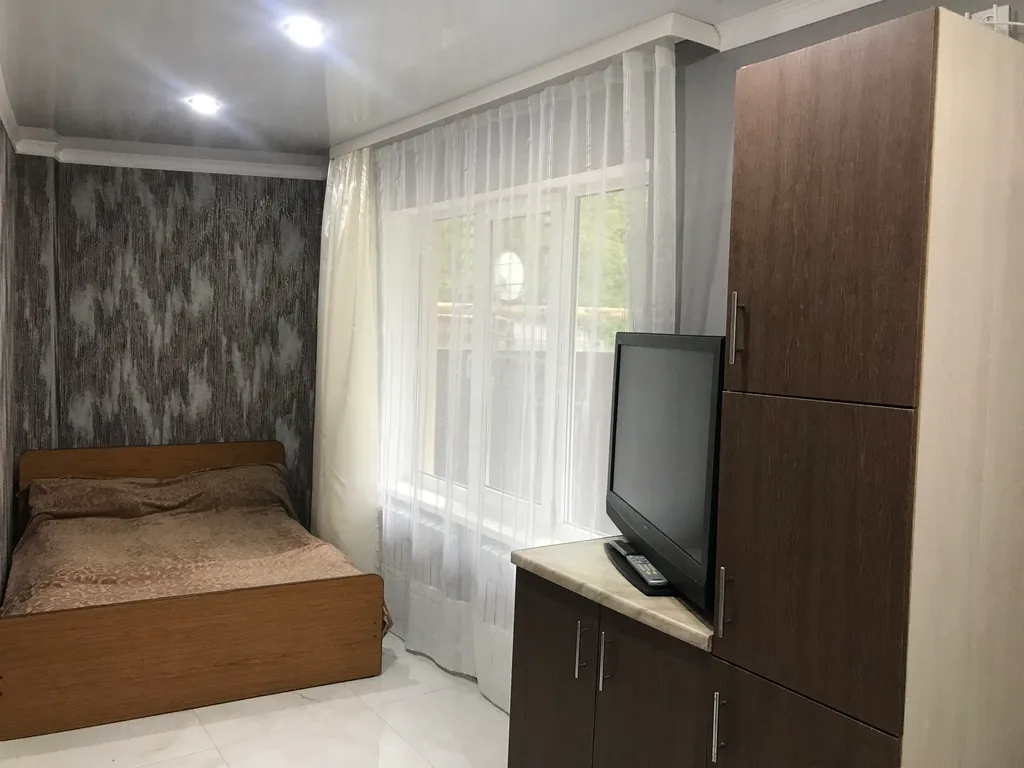 Студия в районе парка с парковкой