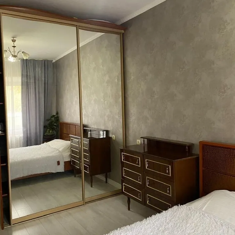 Дизайнерская квартира с сауной