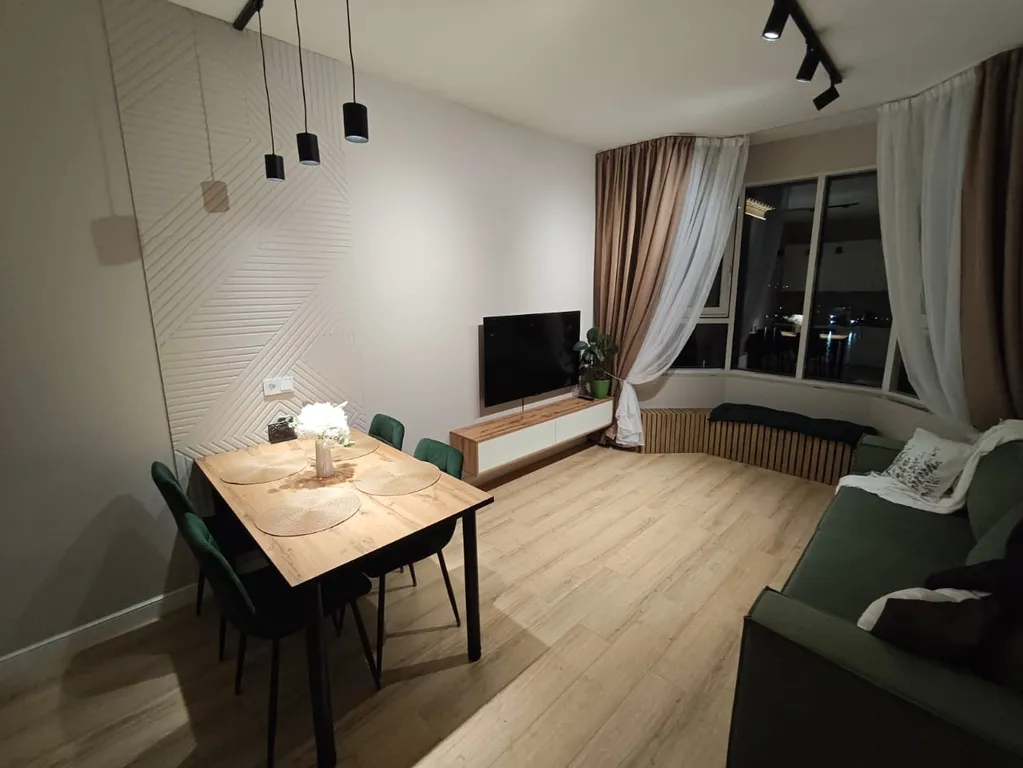 Квартира с видом на Неву