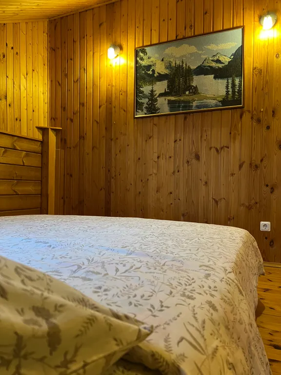 Уютный дом на берегу