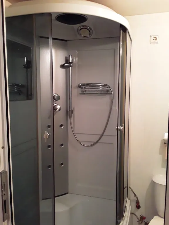 Коттедж Отдельный дом на первой береговой линии — Ейск