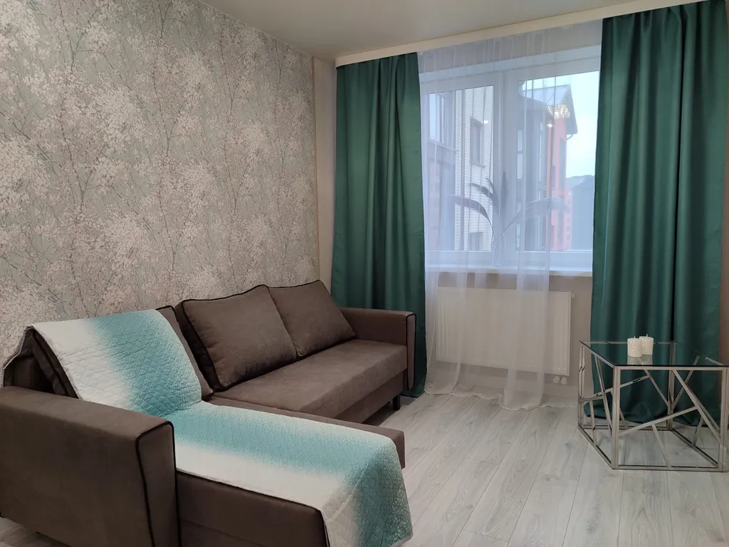 Уютная, светлая двухкомнатная квартира