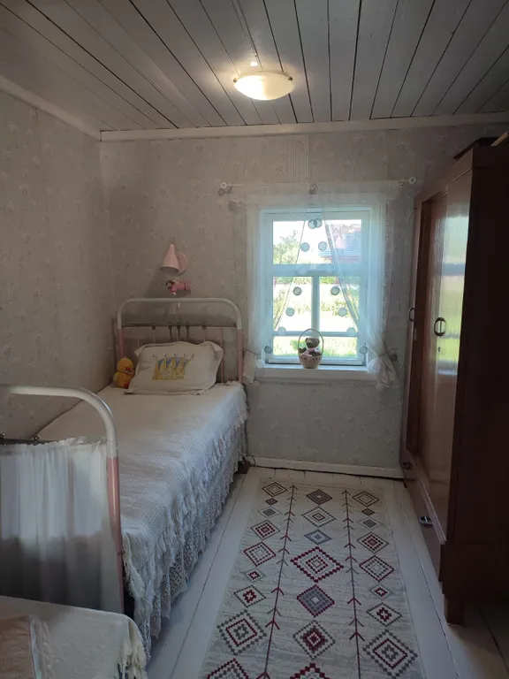 Самобытный деревенский дом на участке 42 сотки