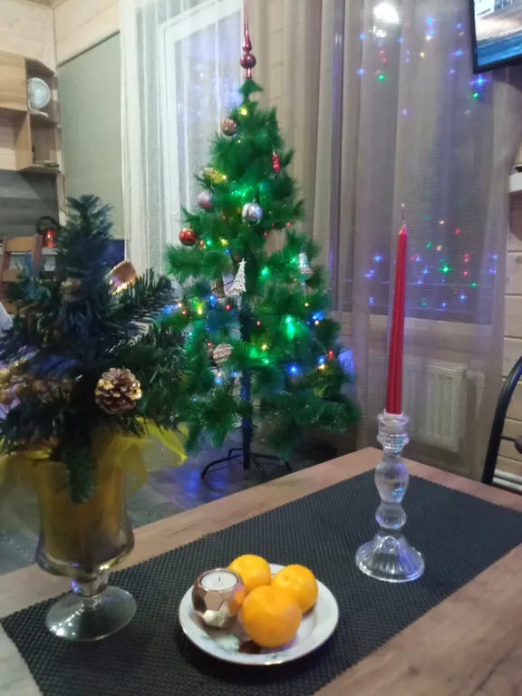 Коттедж Двухэтажный апартамент в доме на берегу озера — Луга