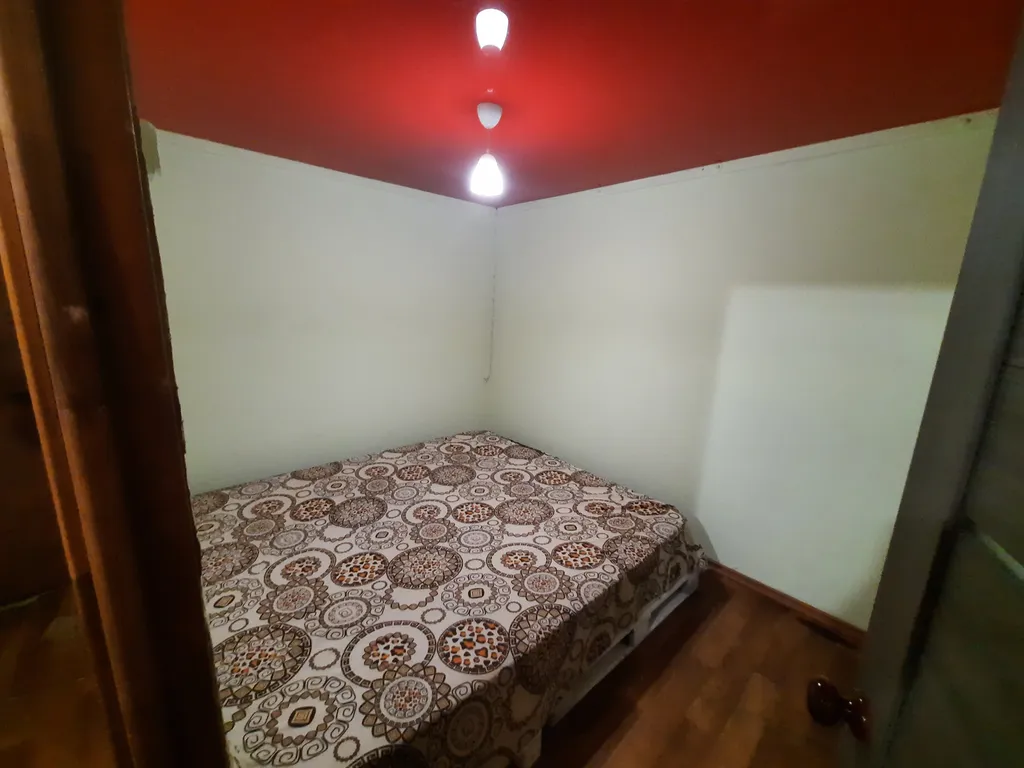 Дом с баней и бассейном